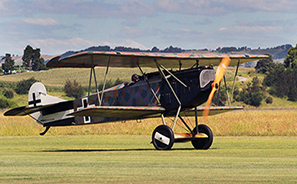 Biplanes : Airshow : World War I : Planes :  Photos : Richard Moore : Photographer