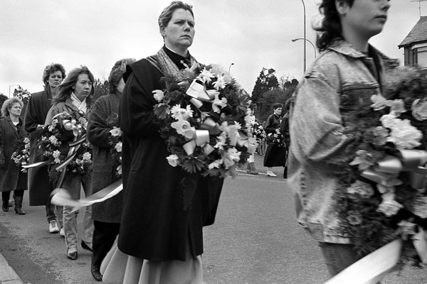 IRA funeral, Milltown Cemetery, The Troubles, Belfast, Northern Ireland, 1988