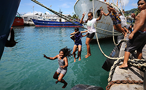 Cook Islands : Travel : New Zealand :  Photos : Richard Moore : Photographer
